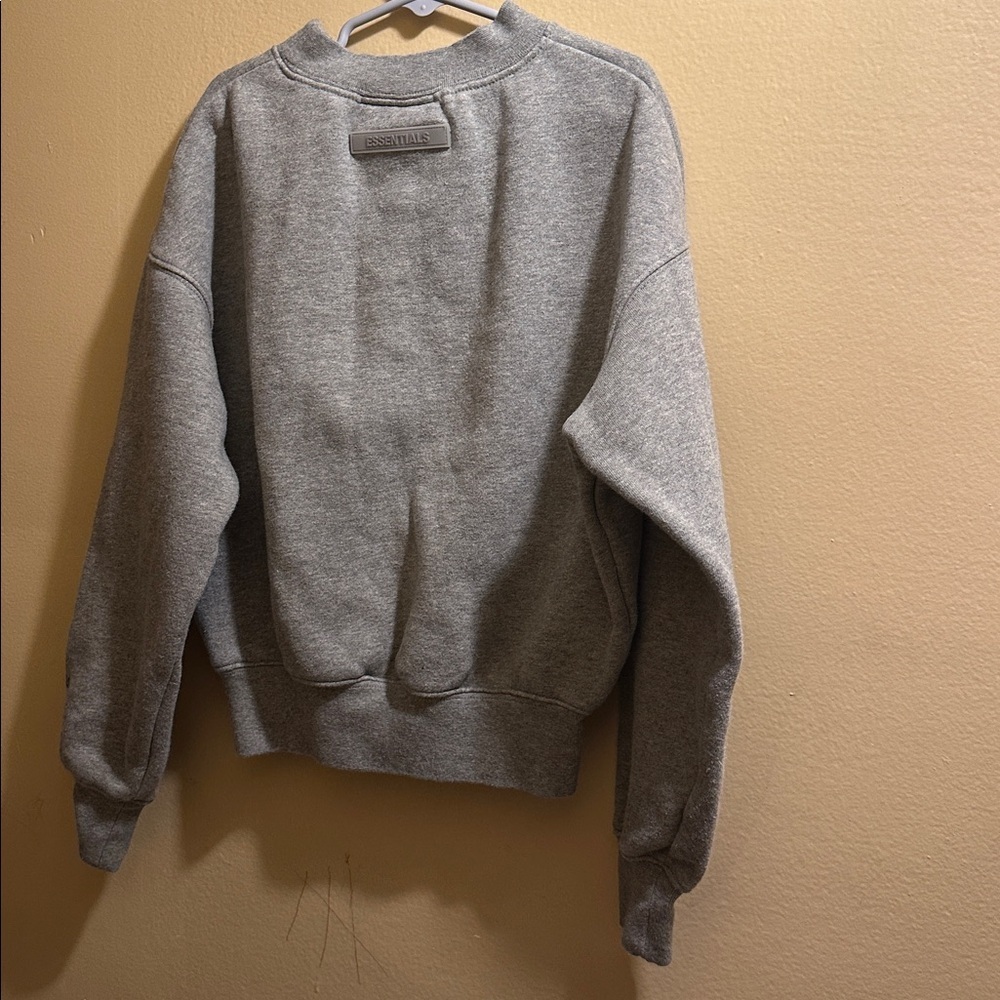 Essentials Heather Gray Pullover - Picture 6 of 6